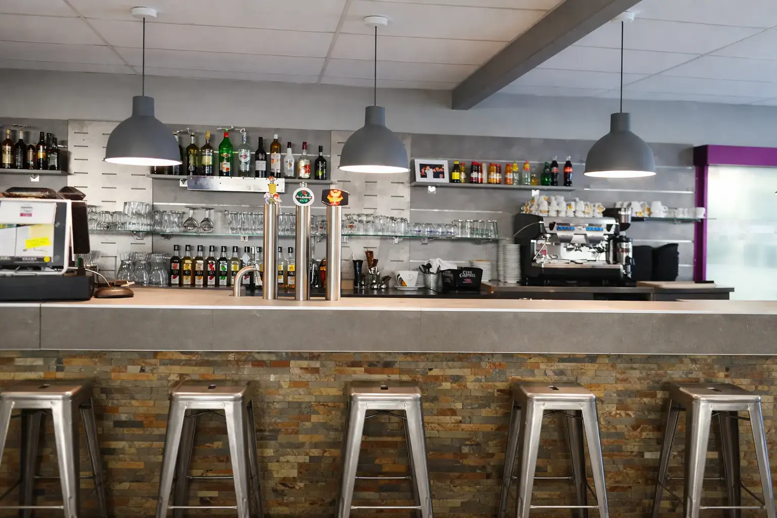 bar le complexe de gevrey-2