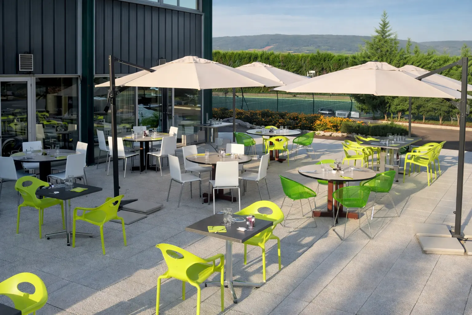 terrasse du complexe de gevrey